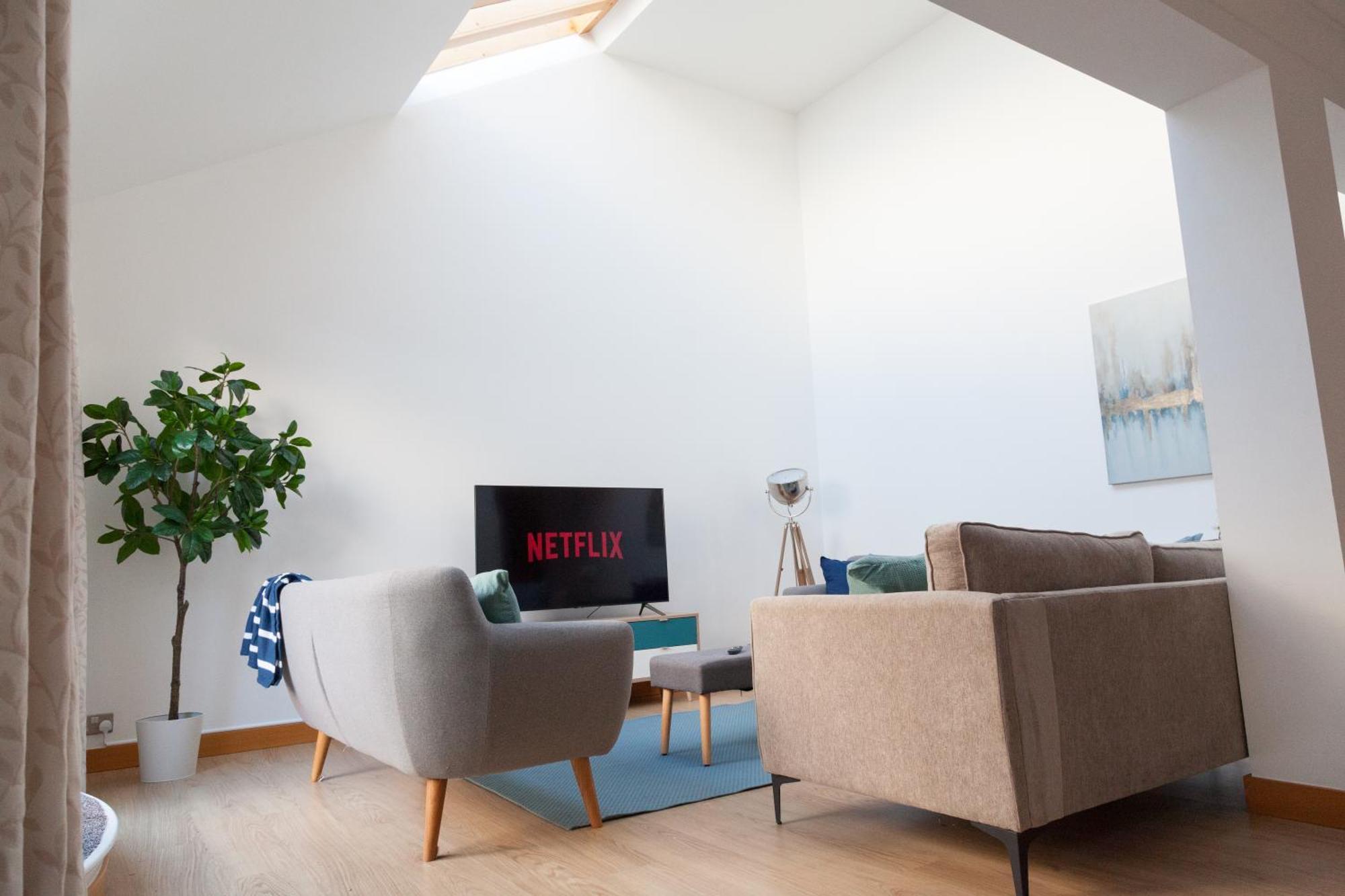 Weekly & Monthly Stays In Penthouse For Contractors Or Leisure Single Or Superking Beds Available Birkenhead Exteriér fotografie