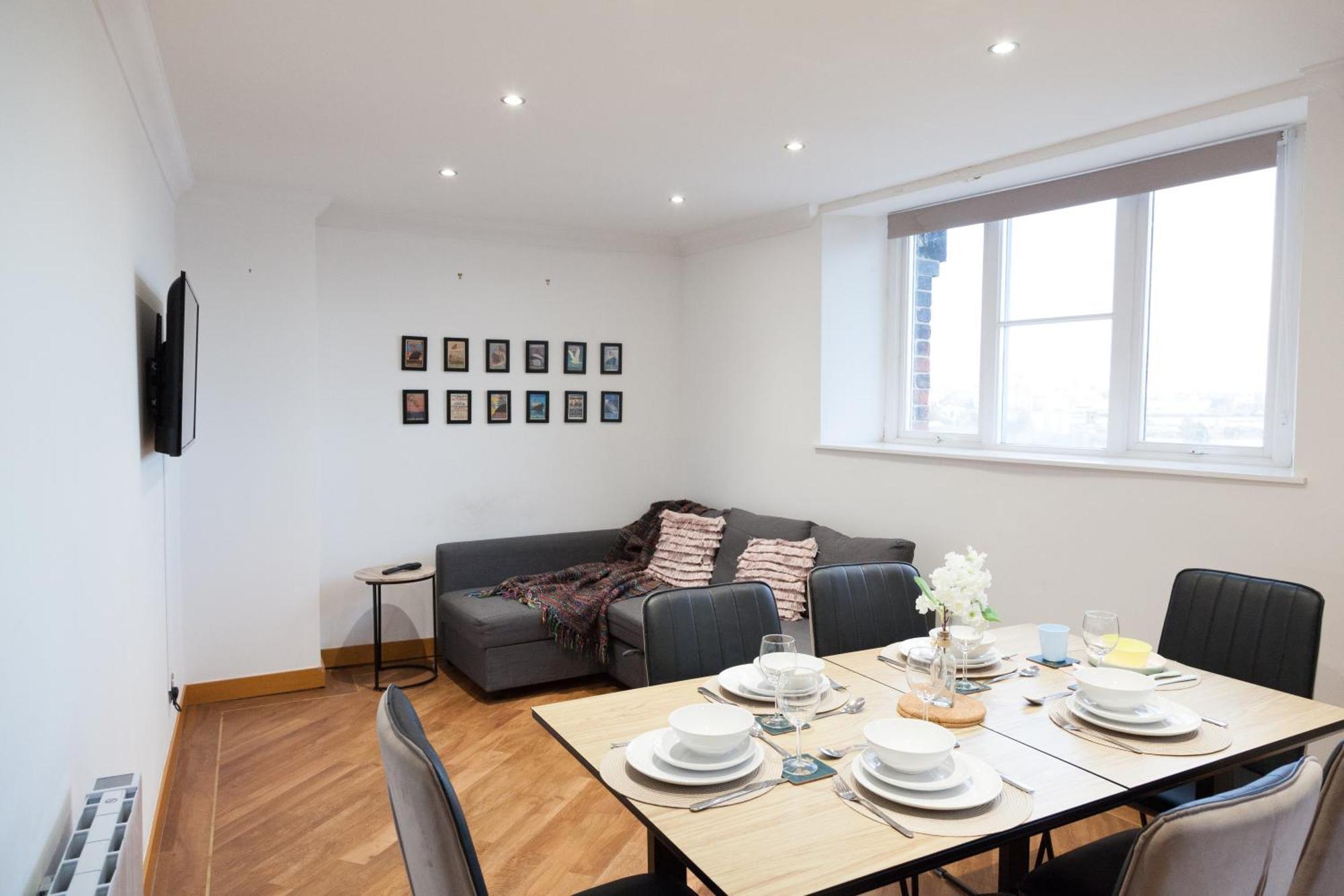 Weekly & Monthly Stays In Penthouse For Contractors Or Leisure Single Or Superking Beds Available Birkenhead Exteriér fotografie